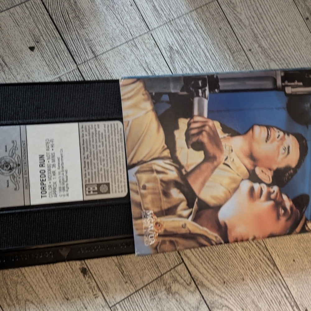 Torpedo Run Movie VHS Tape - Picture 4 of 5